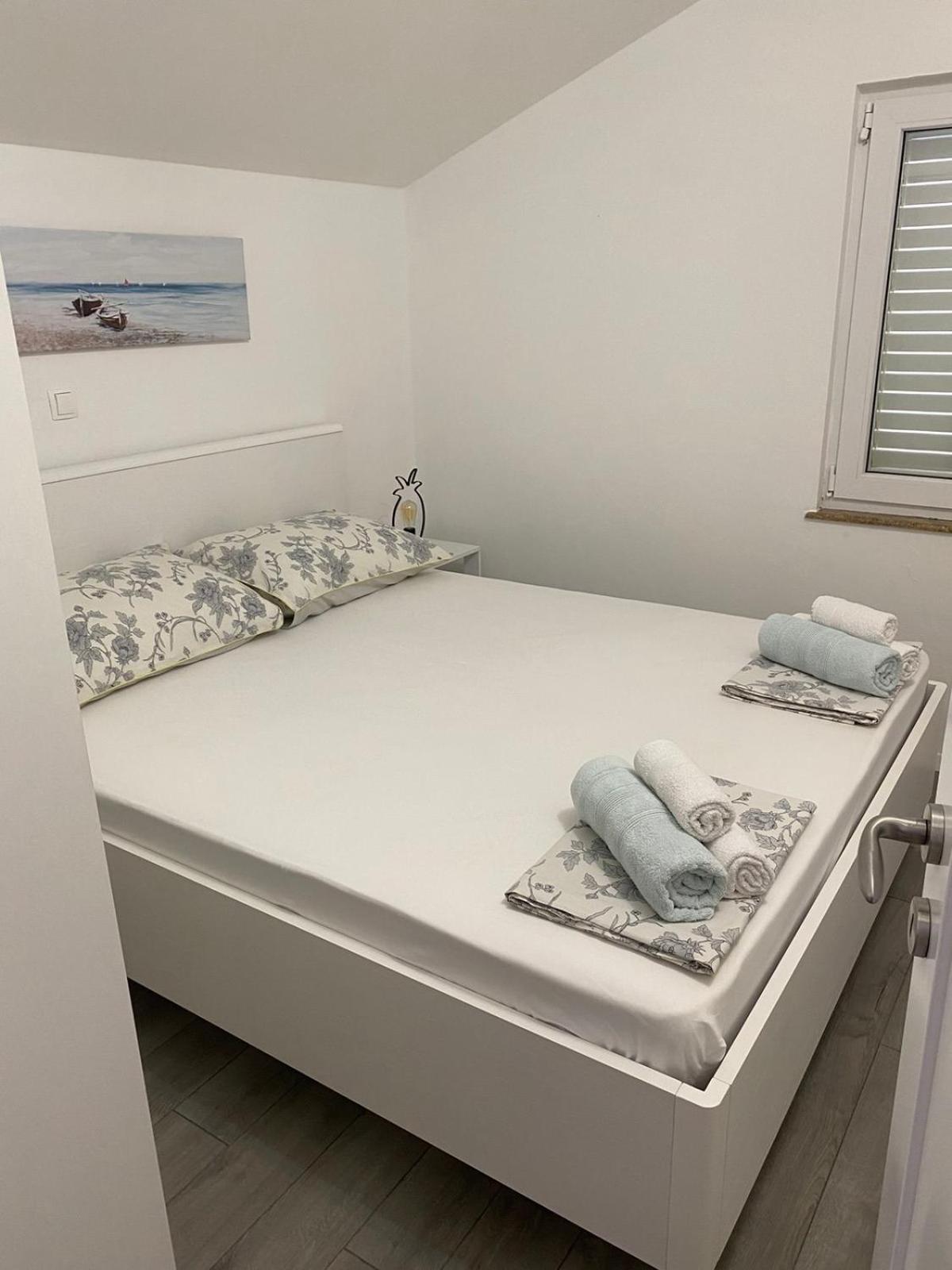 Apartment Brijesta 10223A Bagian luar foto